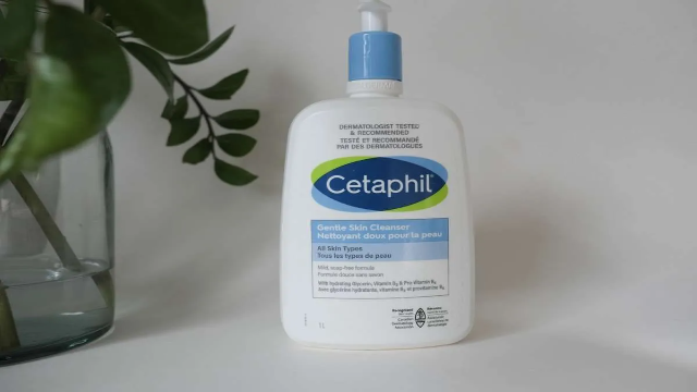 Keunggulan dan Manfaat Pembersih Wajah Cetaphil Gentle Skin Cleanser
